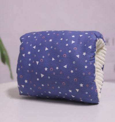 Adjustable Baby Cotton Nursing Arm Pillow for Breastfeeding (Estimated Delivery:
10-15 days - Cozy Quarter